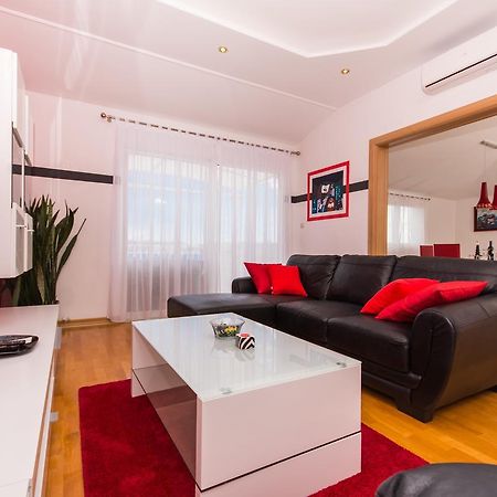 Apartments Barba Трогір Екстер'єр фото