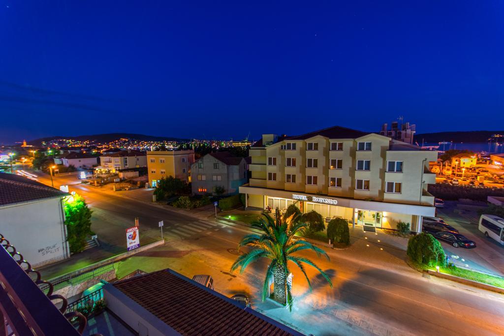 Apartments Barba Трогір Екстер'єр фото