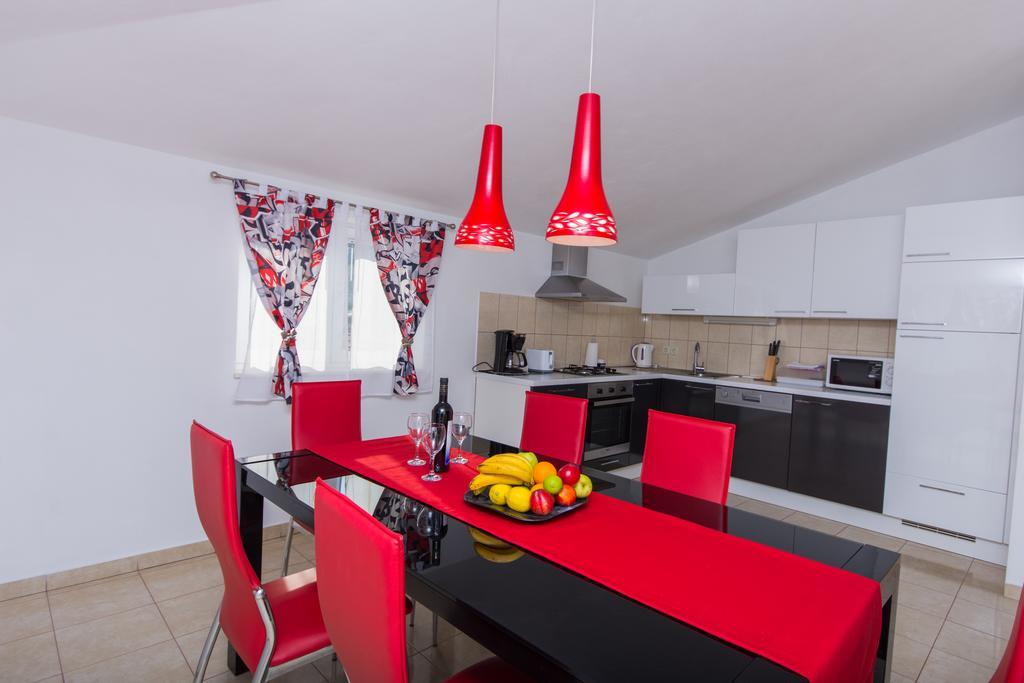 Apartments Barba Трогір Екстер'єр фото